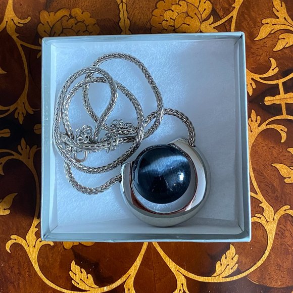 Black and Silver Pendant with Rope Chain - Picture 1 of 9